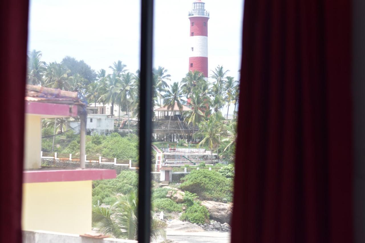 Packbag Beach Hotel Kovalam Exterior foto