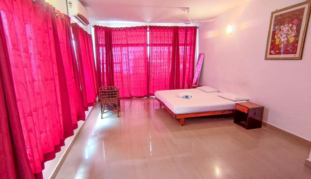 Packbag Beach Hotel Kovalam Exterior foto
